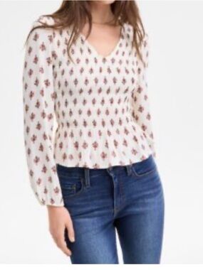 White Floral V-Neck Long-Sleeve Blouse